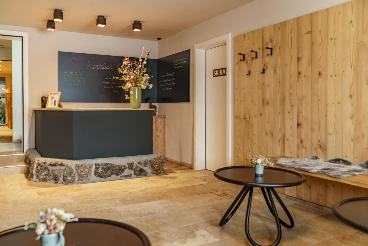 Landhaus Hubertus Wellness & Breakfast シュラートミンク エクステリア 写真